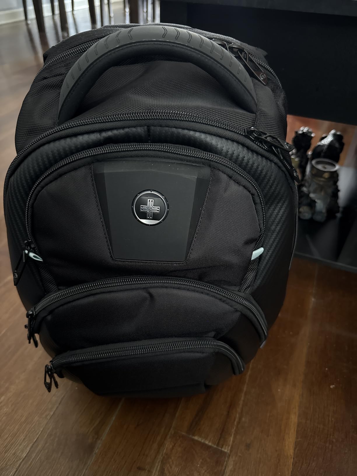 Swissdigital Design TSA Business Laptop Backpack for Men, Large Capacity Travel Backpack with Apple Find My Network and USB Charging Port Tech Backpacks Fits 17 Inch Computer Black| SD1643FB-01 customer photo 1