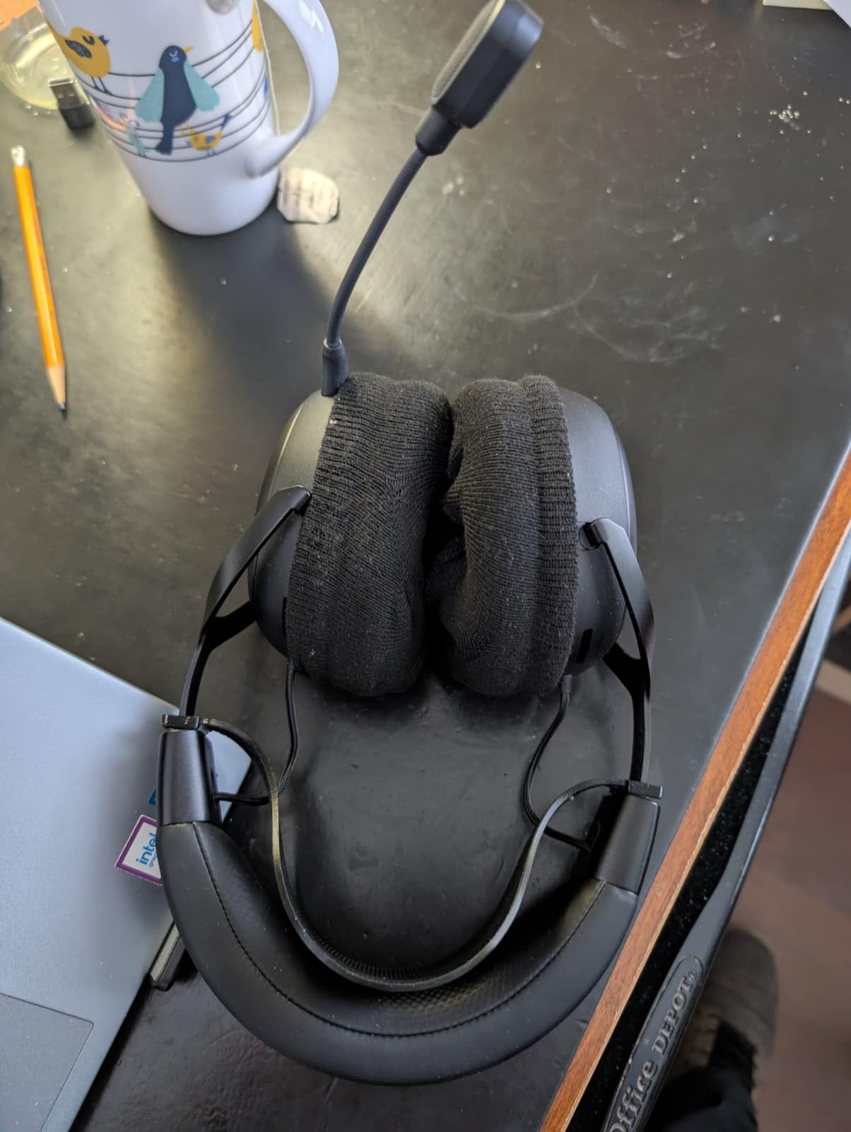 HyperX Cloud III S - Wireless Gaming Headset for Multi-Platform, 2.4GHz, Bluetooth, Battery Life up to 120 Hours customer photo 1