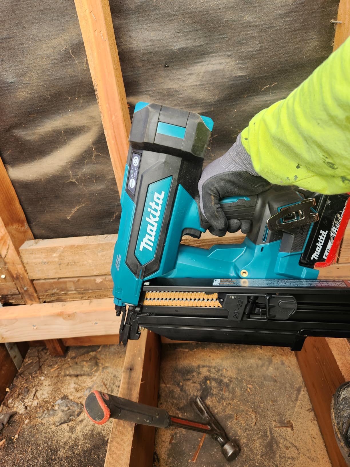 Makita XNB03Z 18V LXT Lithium-Ion Cordless 21-Degree Full Round Head 3-1/2