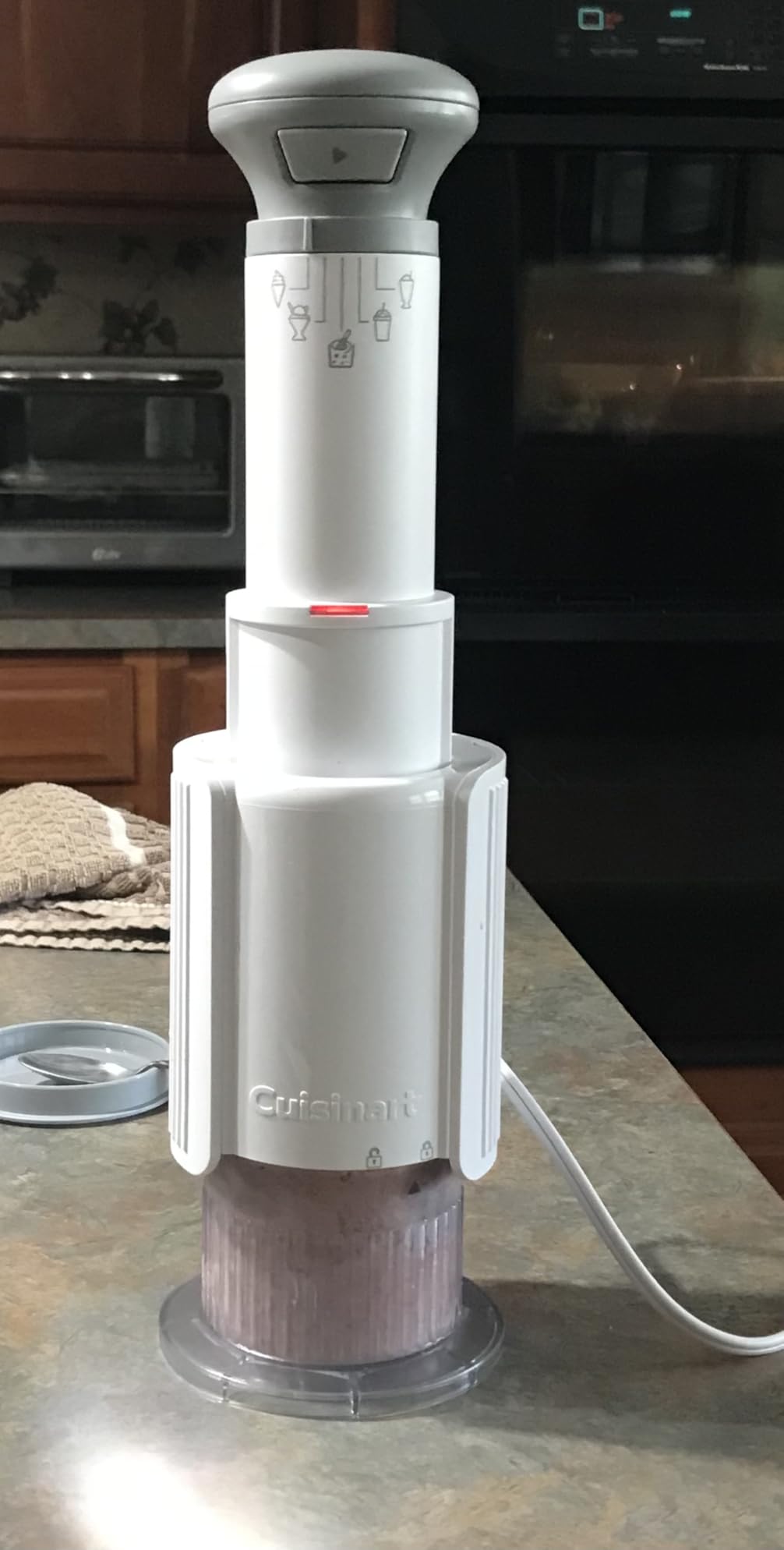 Cuisinart FastFreeze 5-in-1 Ice Cream, Sorbet, Milkshakes, Slushies and Mix-In Frozen Dessert Maker, Compact Machine, Easy to Use, Includes 3 Mixing Cups with Lids, ICE-FD10 customer photo 1