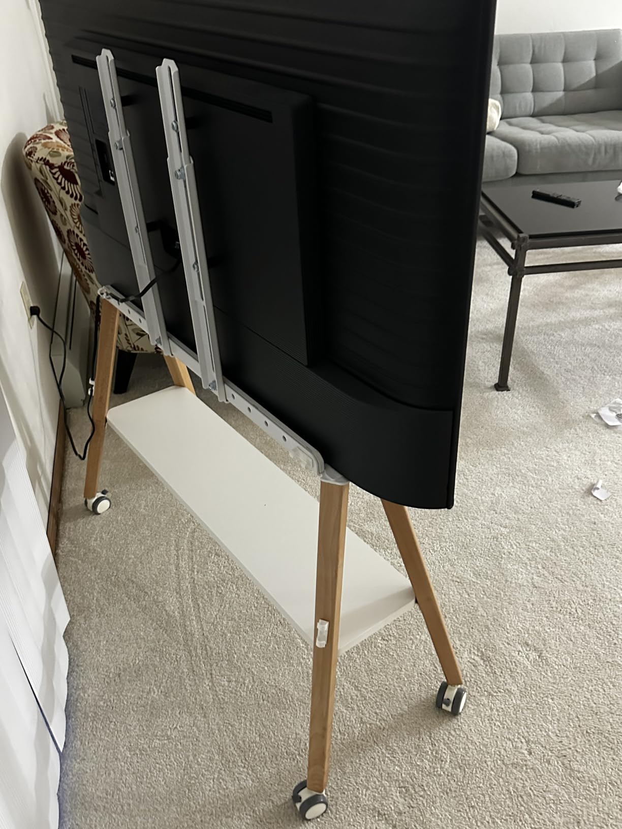Rolling TV Stand for 49 to 75 Inch TV up to 40 kg, Easel TV Stand with Metal Structure and Wooden Shelf, Moveable TV Cart on Wheels for Business, Office, School, Home, White customer photo 2