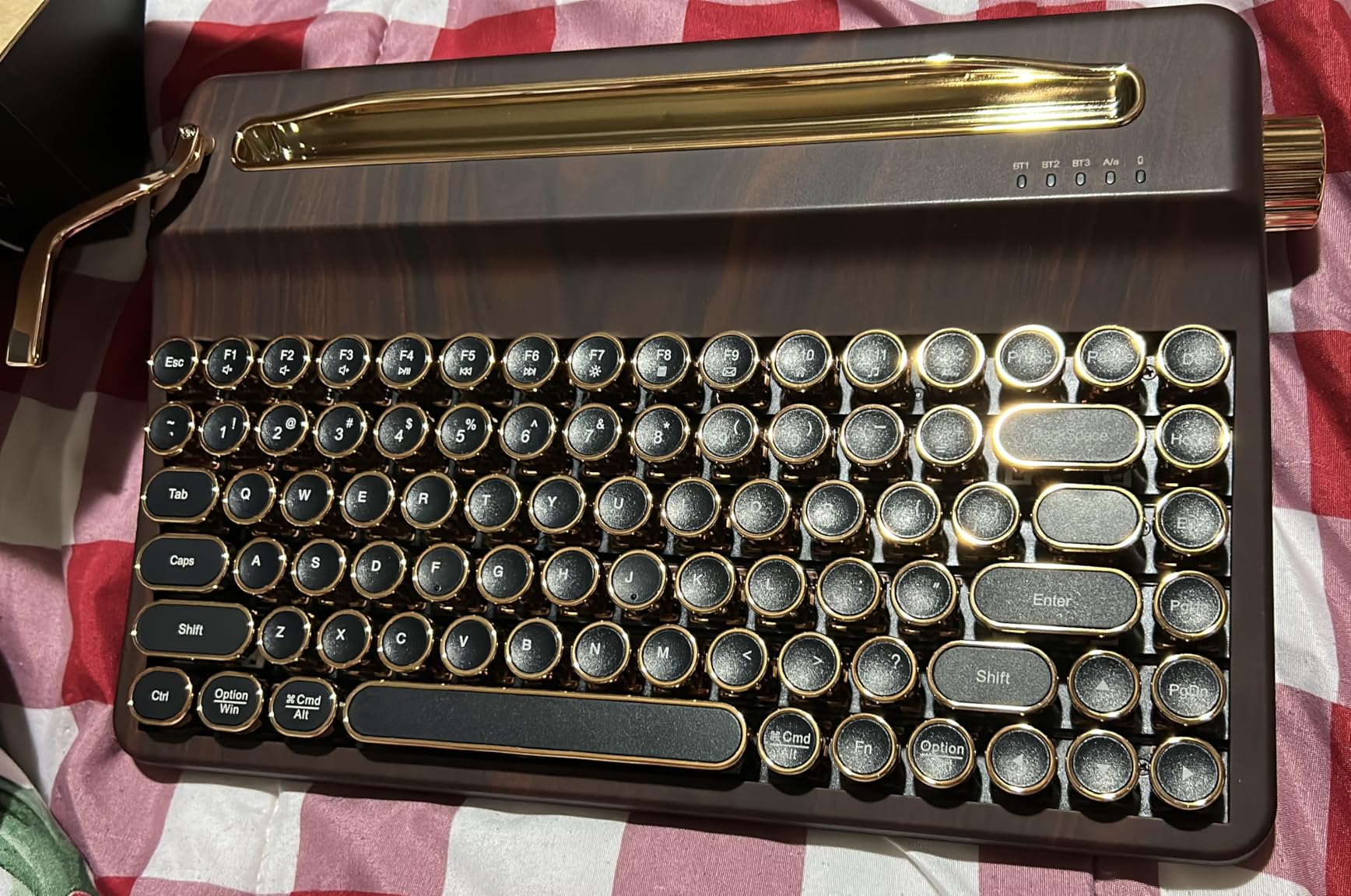 YUNZII QL75 Wireless Typewriter Hot Swap Retro Mechanical Keyboard, Punk Round Keycaps, RGB Backlit QMK/VIA Programmable, Multi-Device Keyboard with 2.4GHz/Type-C/BT5.0 customer photo 1
