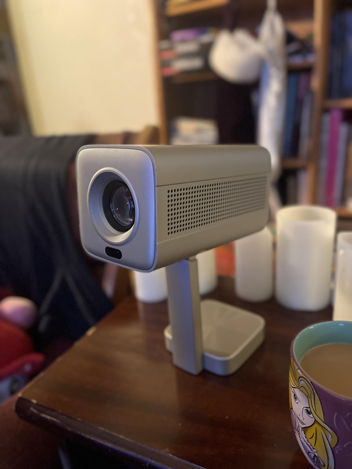 VOPLLS Smart Mini Projector with WiFi and Bluetooth, Officially-Licensed APP & Dolby Audio, Portable Outdoor Projector 4K Support with TOF Real-Time Focus, Native 1080P customer photo 2