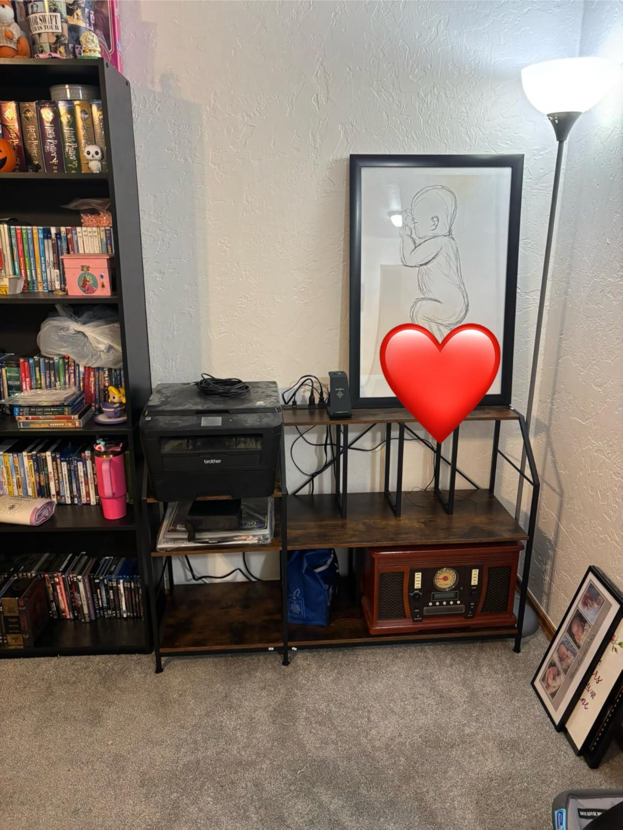 Faesun Large Record Player Stand with Vinyl Record Storage & Power Outlets, 500+ Albums Storage Cabinet, Sturdy 3-Tier Turntable Stand with Speaker Shelf, Easy Assembly, Vintage Brown customer photo 2