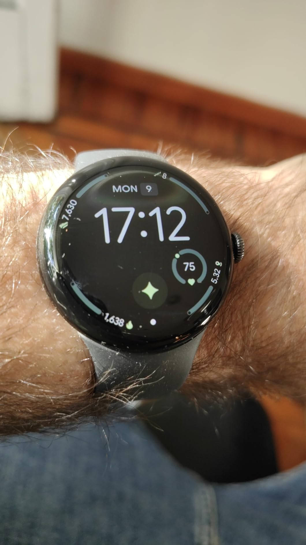 Google Pixel Watch 4 (45mm) - Android Smartwatch with Heart Rate and Sleep Tracking - 40-Hour Battery - Fitness Tracking - Google AI - Matte Black Aluminum Case - Obsidian Active Band - Wi-Fi customer photo 2