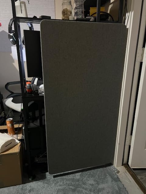 Universal Desk Privacy Panel - Heavy-Duty Desk Divider & Office Partition - Privacy Screen for Workspaces & Cubicles (1-Pack, 24