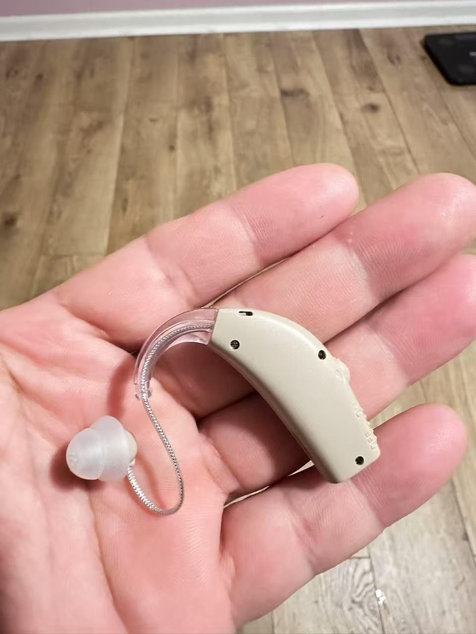 Rechargeable Hearing Aids for Seniors - Compact In-the-Ear Hearing Amplifiers with Adaptive Noise Reduction & Easy Controls | Long-Lasting Battery Discreet Invisible Design for Adults & Elderly customer photo 1