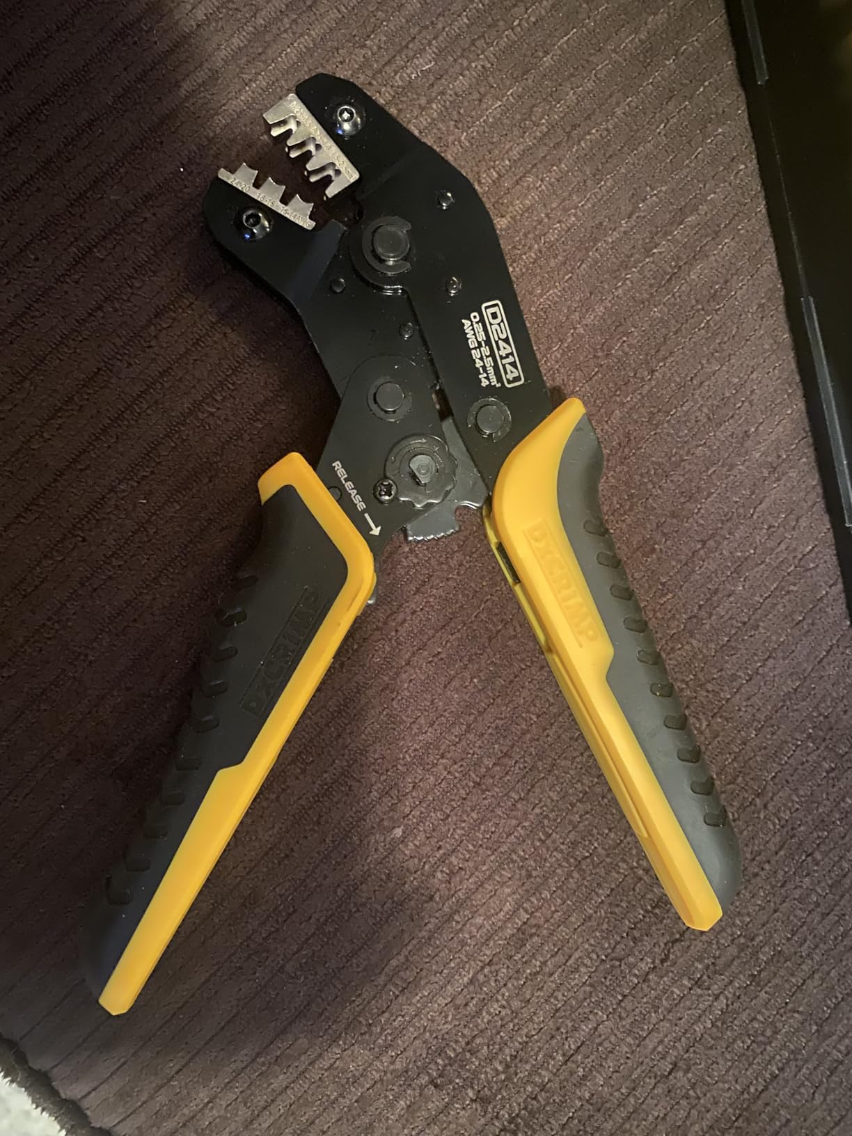 Crimping Tool Kit, 36-Type Open Spade and Quick-Disconnect Connector Set (2.8/3.9/4.8/6.3 mm) Non-Insulated Terminals with Wire Stripper, 24-14 AWG Ratcheting Crimper, for Auto, Appliance, DIY customer photo 2