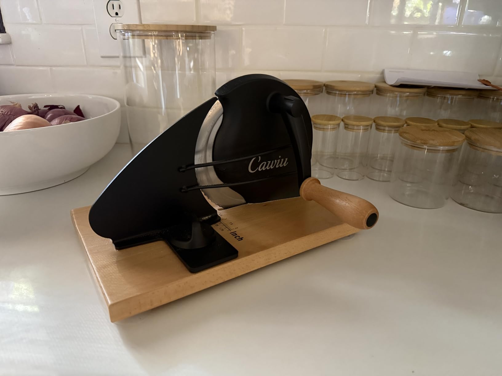 CAWIU Upgraded Manual Bread Slicer for Homemade Sourdough Bread - Adjustable Thickness Bread Cutter with Hand Crank, Suction Cups, Slicing Guide, Scale Line & Cover, for Perfect Even Slices (Cream) customer photo 2