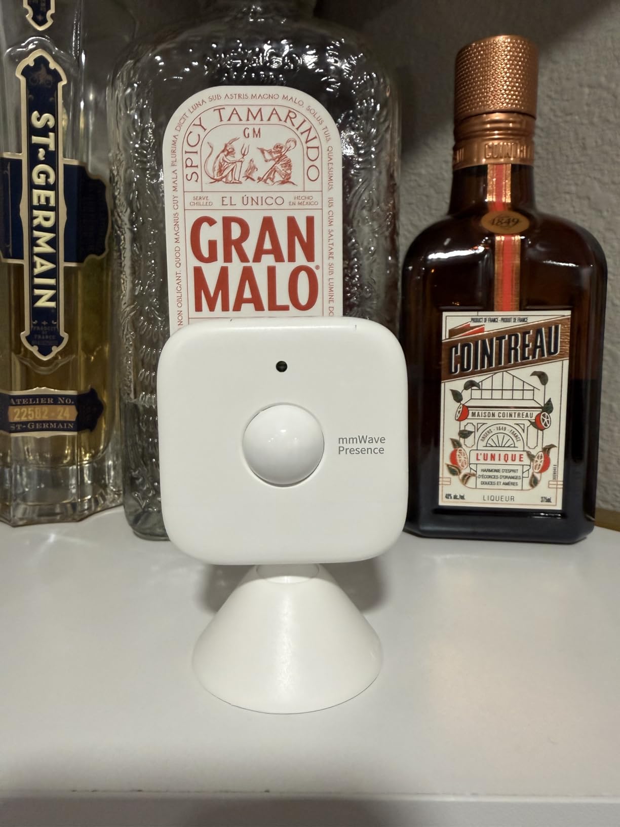 SwitchBot Smart mmWave Radar Motion Sensor, Bluetooth Presence Sensor with Dynamic Detection & Zone Positioning, Compatible with Alexa, HomeKit & Apple Home via SwitchBot Hub customer photo 1