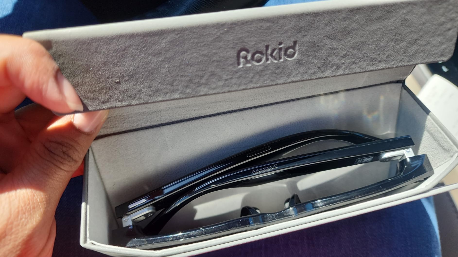 Rokid 2026 AI Glasses Style smart Glasses with ChatGPT & Gemini, Real-time Translation, 12MP Camera, Open-Ear Audio, Voice-Controlled Assistant, Hands-Free Calls, Productivity for Travel(no Display) customer photo 1
