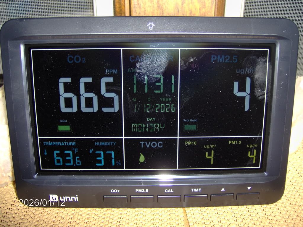 Air Quality Monitor Indoor 7.5