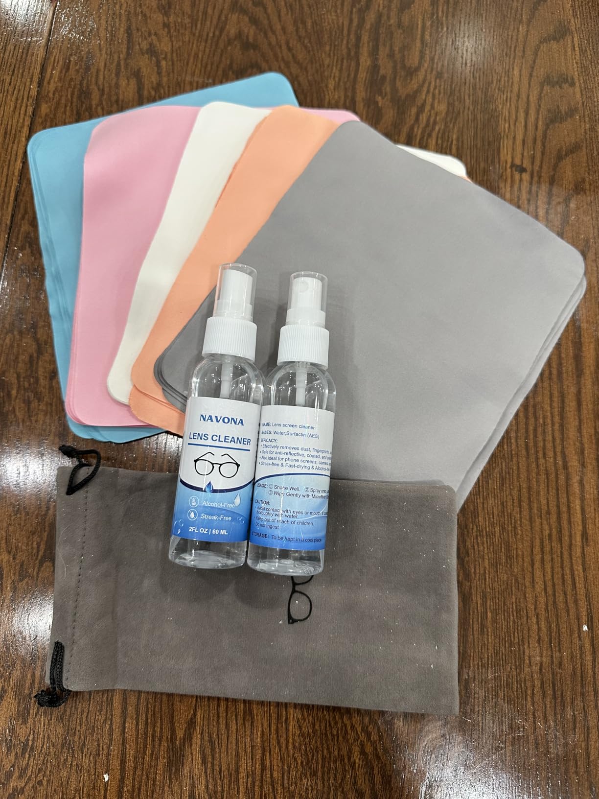 Navona 30 Pack Microfiber Glasses Cleaning Cloths with 2 Lens Cleaner Sprays, Premium Eyeglass Cleaning Cloths for Glasses, Sunglasses, Camera Lens & Screens - Streak-Free, Safe for Electronics customer photo 1