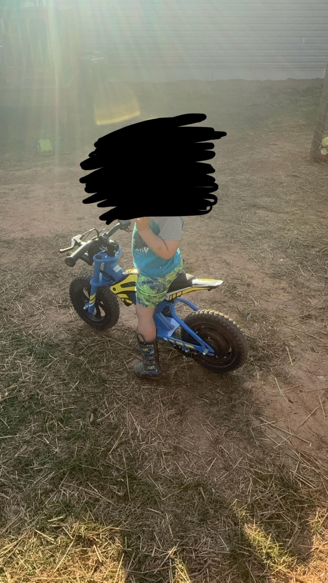 Gyroor S1 Kids Electric Balance Bike, 200W Motor 3 Speeds up to 10 MPH, 12-Inch Pneumatic Tires, 7-Color Rear Fender LED Taillight, Drum Brake, UL2272 Certified, for Ages 3-6, Blue customer photo 1