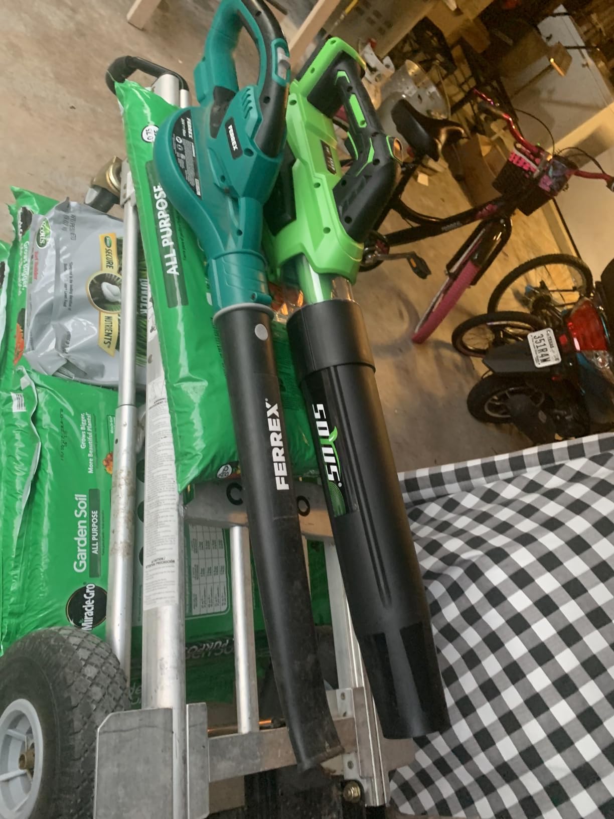 Cordless Leaf Blower & Vacuum SOYUS 3-in-1, Leaf Vacuum Mulcher 385CFM with Brushless Motor & 5 Speed Control, Electric Leaf Blower for Lawn Care, Included 45L Bag 2 x 20V 4.0Ah Battery and Charger customer photo 2