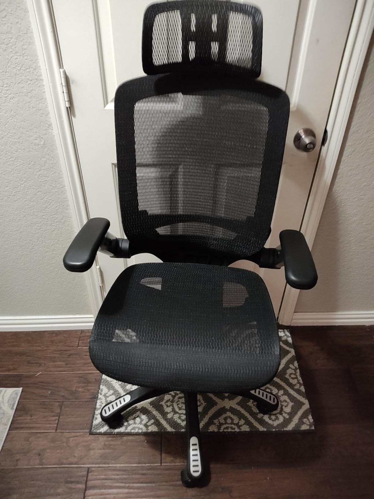 GABRYLLY Ergonomic Office Chair, Big and Tall Mesh Chair with Adjustable Lumbar Support, 5D Arms & Wide Seat, 135° Recline Home Desk Computer Chairs for Work Gaming, Heavy Duty,400LBS - Black customer photo 1