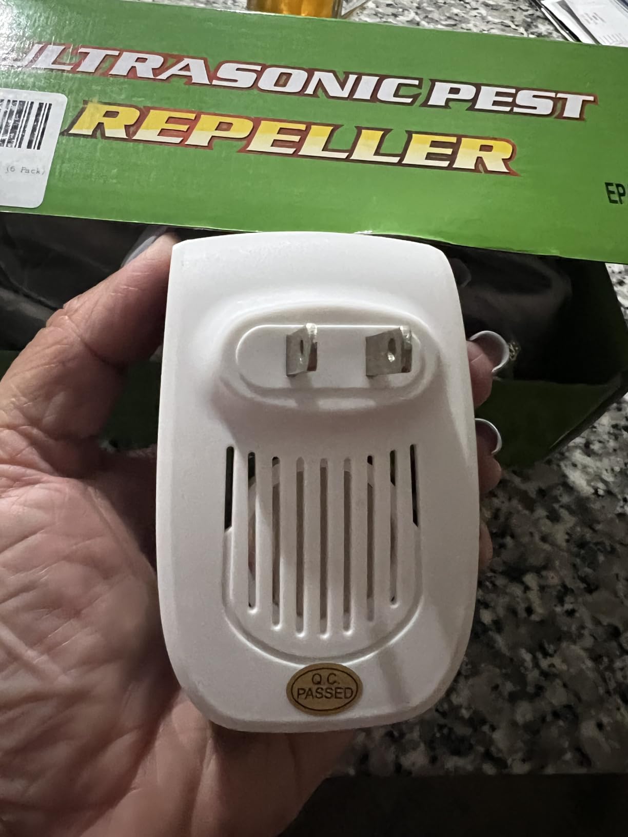 Ultrasonic Insect & Pest Repeller, Ultrasonic Mice Repellent for Insect, Roaches, Spiders, Ants, Bugs, Mosquitoes, Pest Control for House Garage RV Hotel, 6 Pack customer photo 2