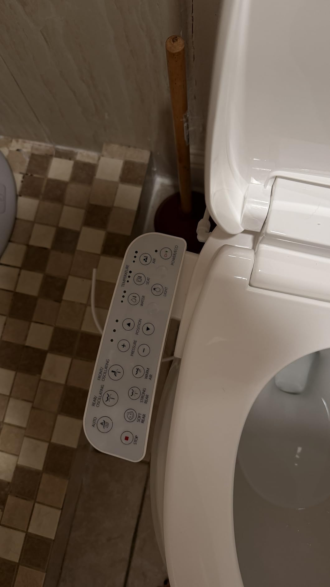 GAICOM Electric Bidet Toilet Seat Elongated, Instant Warm Water, Heated Seat & Warm Air Dryer, Self-Cleaning Nozzle, Side Control Panel, Night Light, Soft Close, Easy Installation customer photo 1