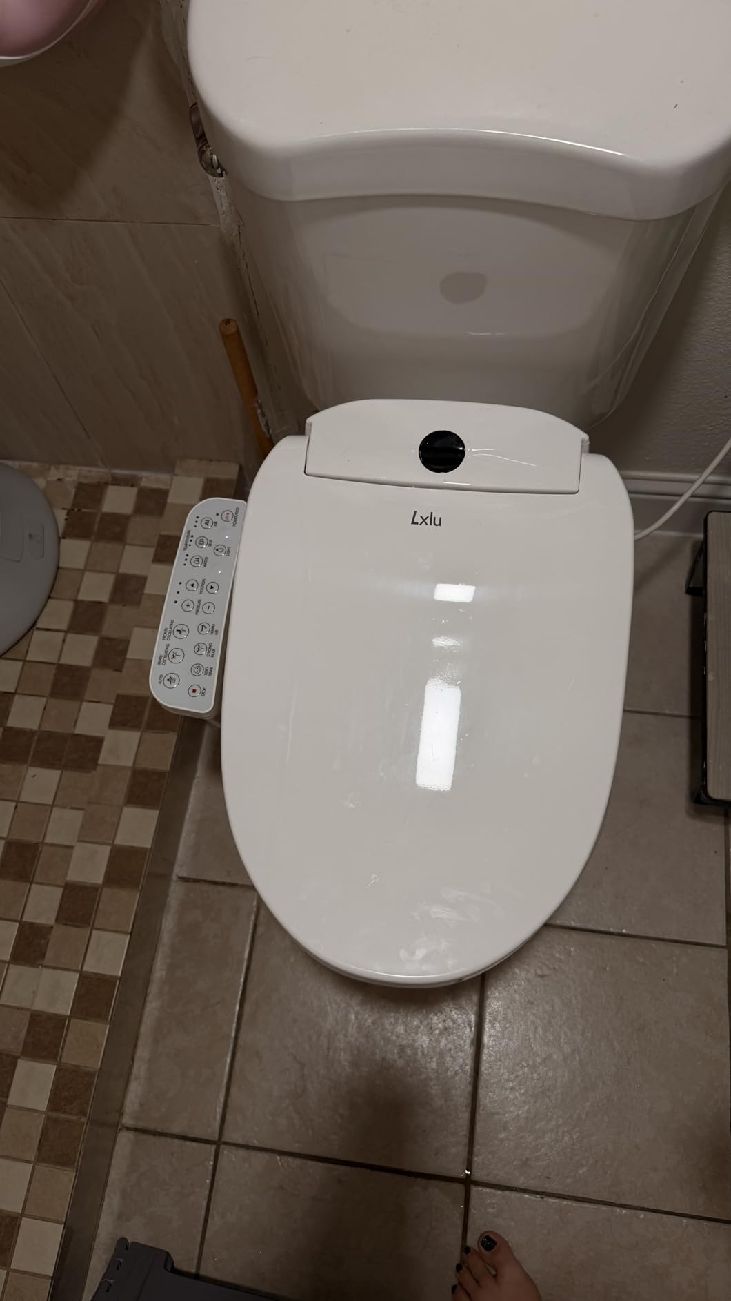 GAICOM Electric Bidet Toilet Seat Elongated, Instant Warm Water, Heated Seat & Warm Air Dryer, Self-Cleaning Nozzle, Side Control Panel, Night Light, Soft Close, Easy Installation customer photo 2