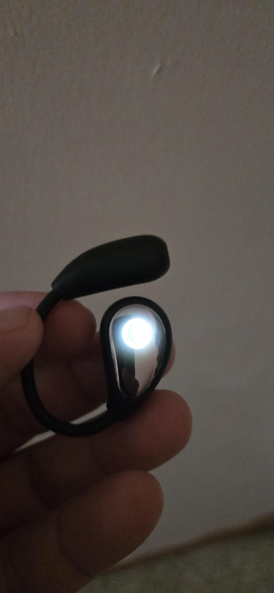 AI Translation Earbuds Real Time, 2026 Upgrade 164 Language Translator Earbuds Bluetooth 5.4 OWS 3-in-1 Translation Headphones, Wireless Translating Device for Travel Business Learning with App customer photo 2