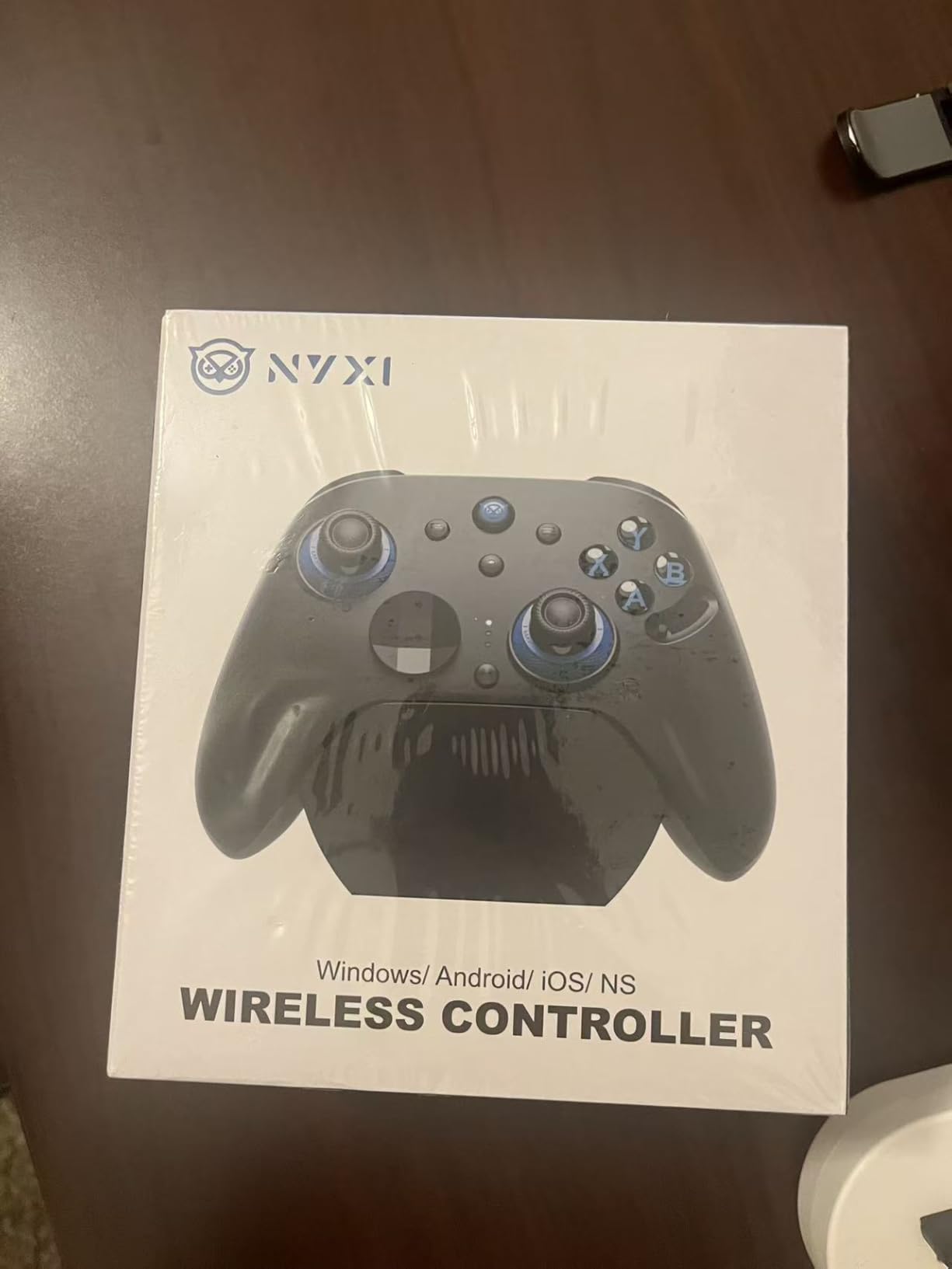 NYXI Imperial PC Gaming Controller with Adjustable Tension TMR Joysticks, Interchangeable Buttons for PC/Switch Layouts, 1000Hz Polling Rate, Dual-Mode Triggers, 1200mAh Battery & Dock - for PC/Switch/Android/TV customer photo 2
