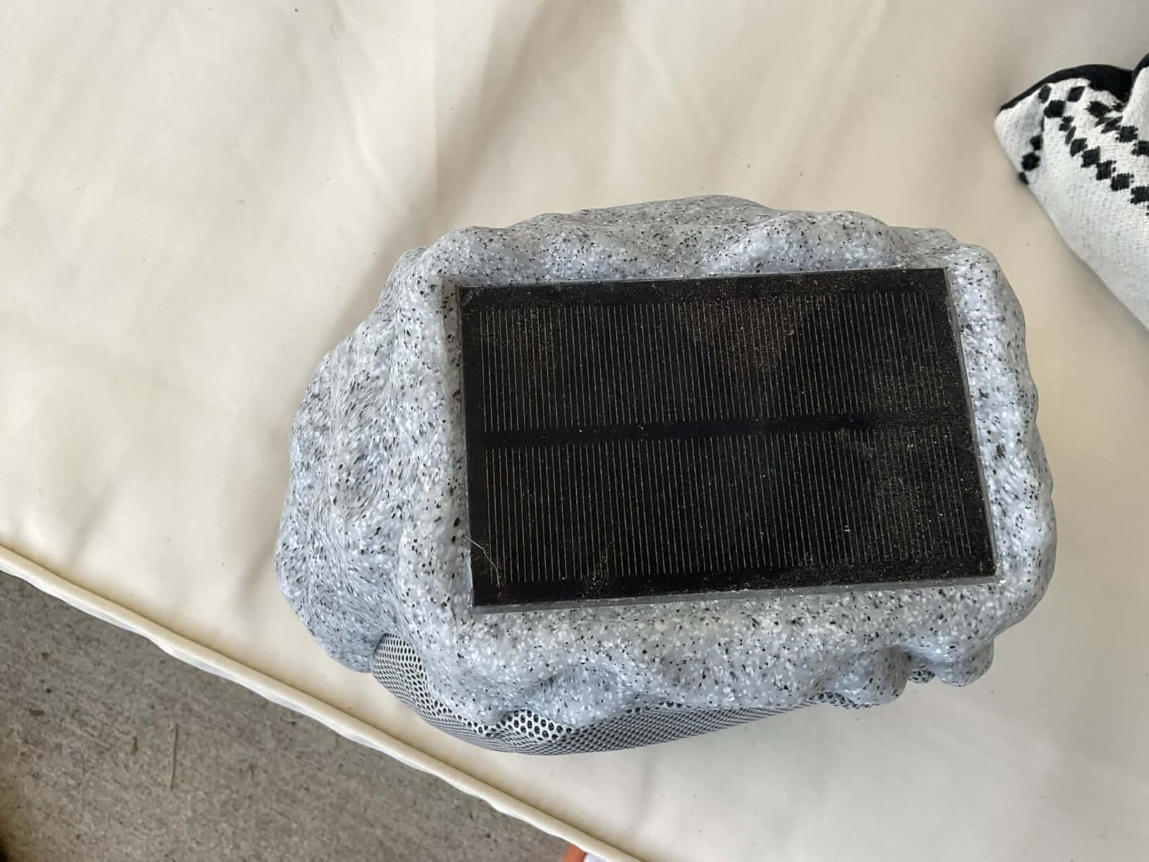 Outdoor Speakers Bluetooth Waterproof Patio TWS Connection Outdoor Bluetooth Speakers Wireless Solar Powered and Rechargeable Rock Speaker for Patio Pool,Backyard (Black, 2 Pack) customer photo 2