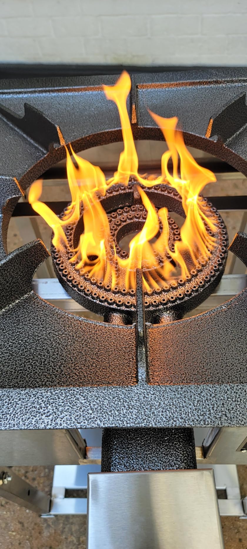 Concord Professional HADES Stainless Steel Commercial Stove, Dual Controlled Burner Head with Solid Cast Iron Range Top, Height Adjustable customer photo 1