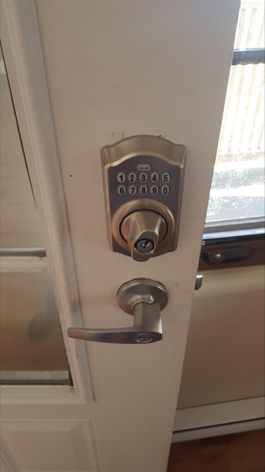Schlage Camelot Electronic Keypad Deadbolt Lock, Keyless Front Door Entry, Mechanical Key Backup Included, Satin Nickel, BE365 V CAM 619 customer photo 2