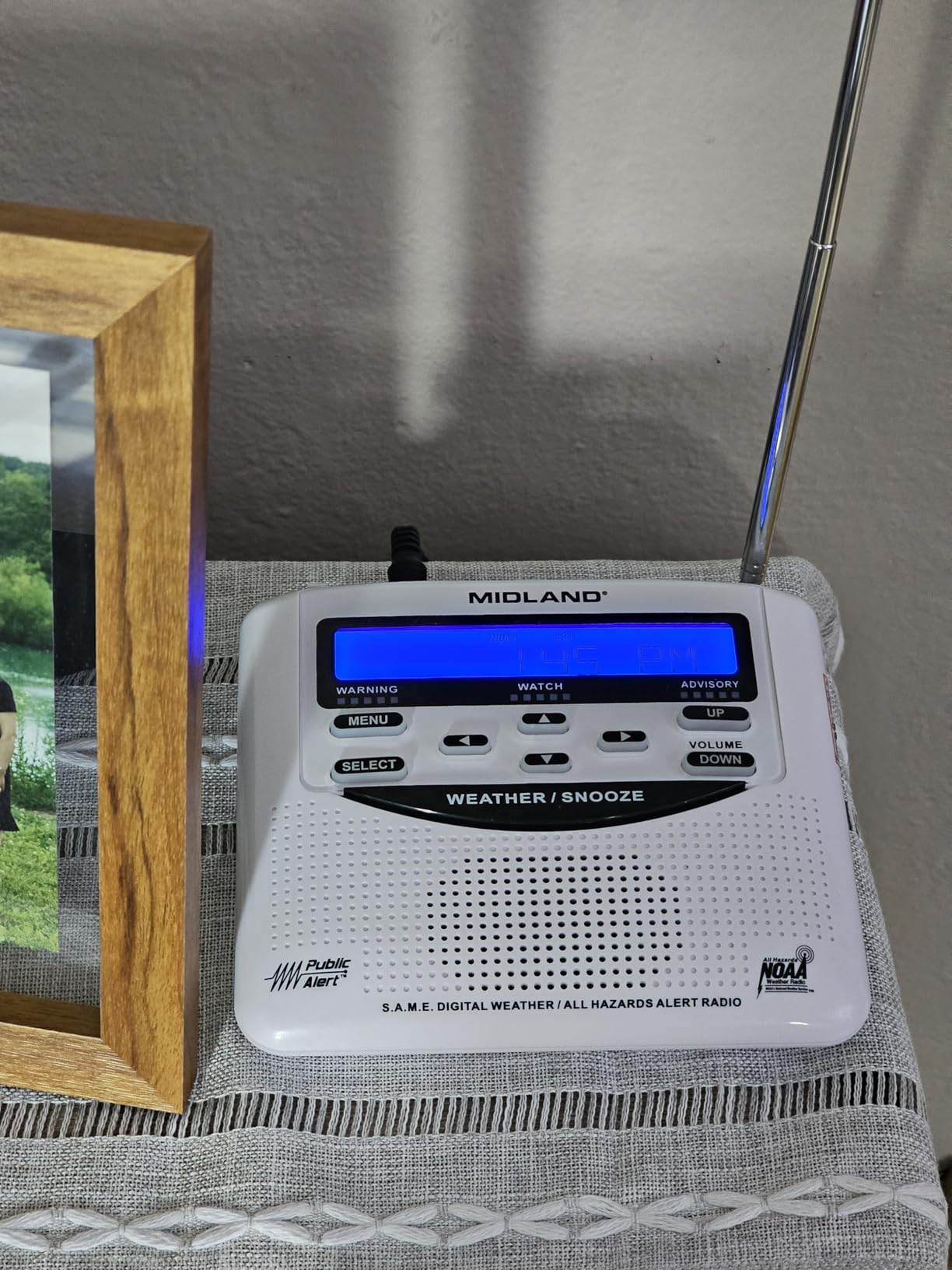 Midland - WR120B - NOAA Emergency Weather Alert Radio - Localized Programming, Trilingual Display, 60+ Emergency Alerts, Alarm, Selectable Alert Tone customer photo 2