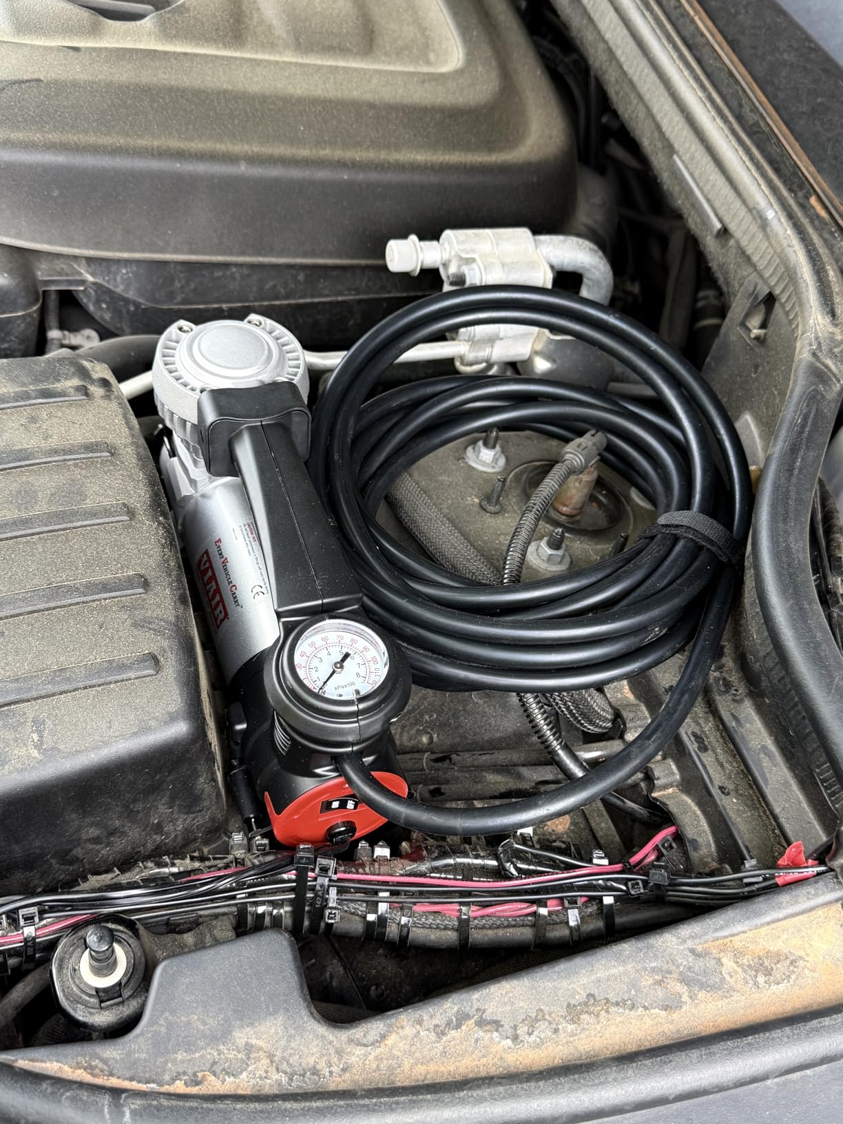VIAIR 88P Portable Compressor Kit with Alligator Clamps, 12V, 120 PSI customer photo 2