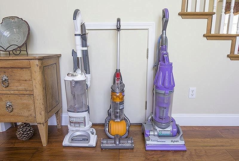 Shark NV356E Navigator Lift-Away Professional Upright Vacuum with Swivel Steering, HEPA Filter, for Carpets & Hard Floors, White/Silver customer photo 1