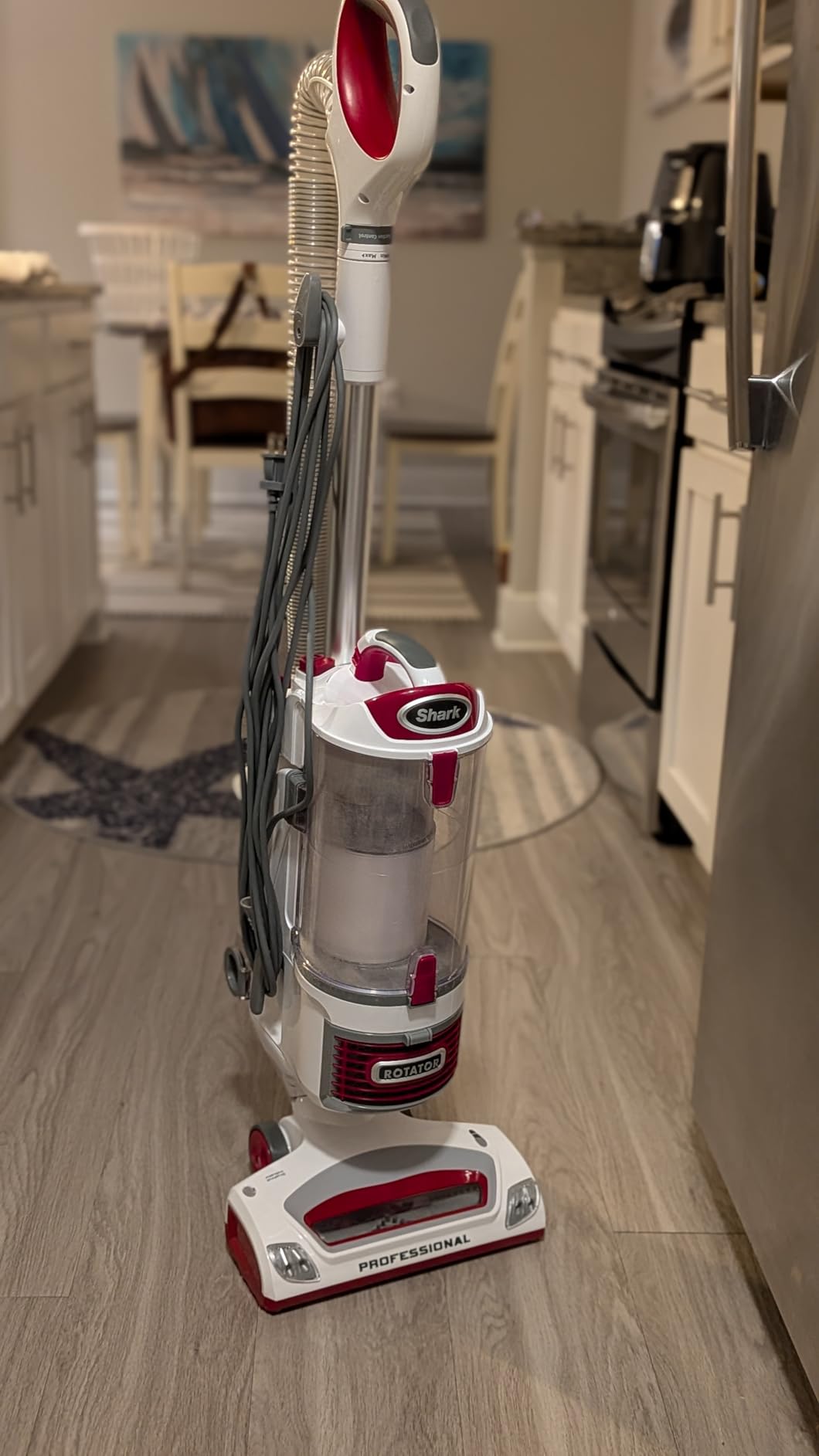 Shark Upright Vacuum Cleaner | Rotator Lift-Away | Pet Hair, Carpet & Hard Floor Cleaning | Dusting Brush, Upholstery & Crevice Tools | HEPA Filter | Swivel Steering | Headlights | White/Red | NV501 customer photo 1