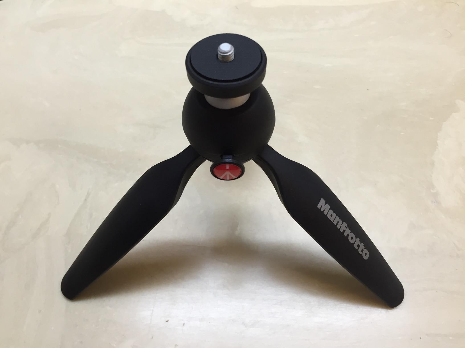 Manfrotto MTPIXI-B PIXI Mini Tripod, Black customer photo 2