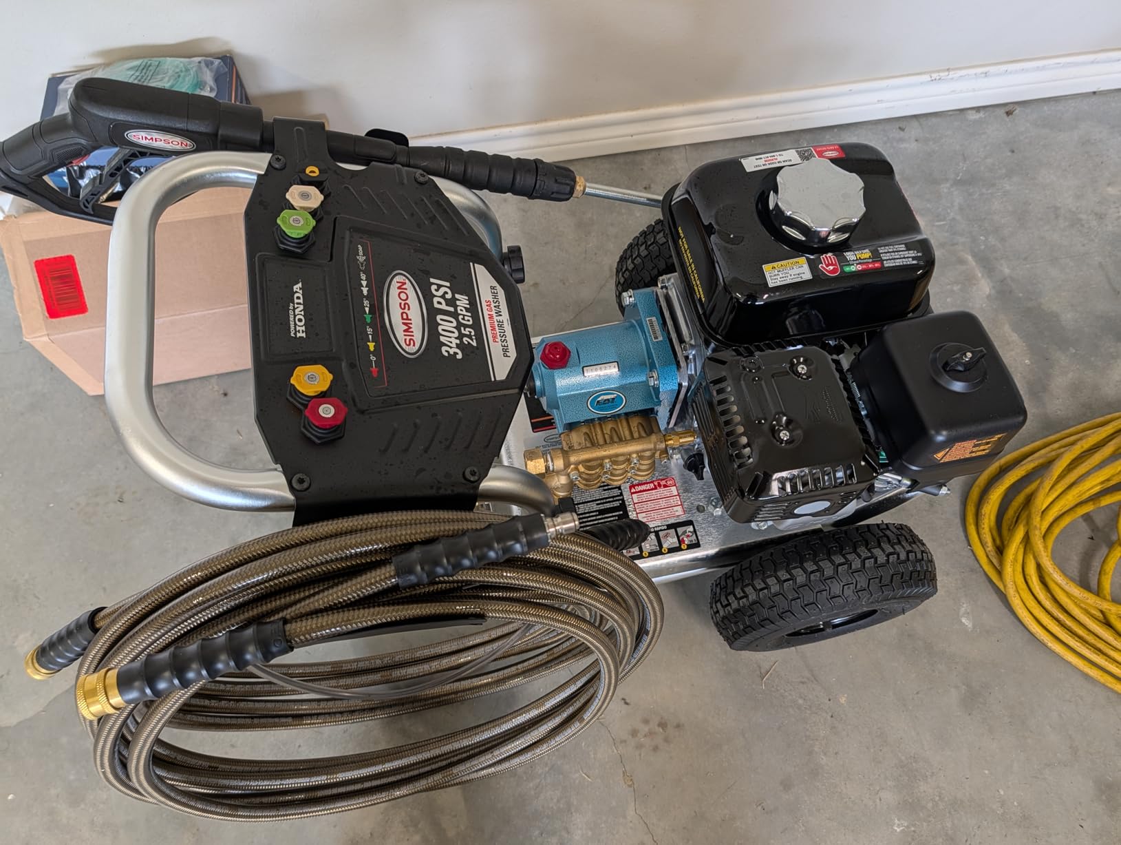 Simpson Cleaning ALH3228-S Aluminum Series 3400 PSI Gas Pressure Washer, 2.5 GPM Power Washer for Commercial Use, Honda GX200 Engine, 25-Foot Hose, 49-State customer photo 1