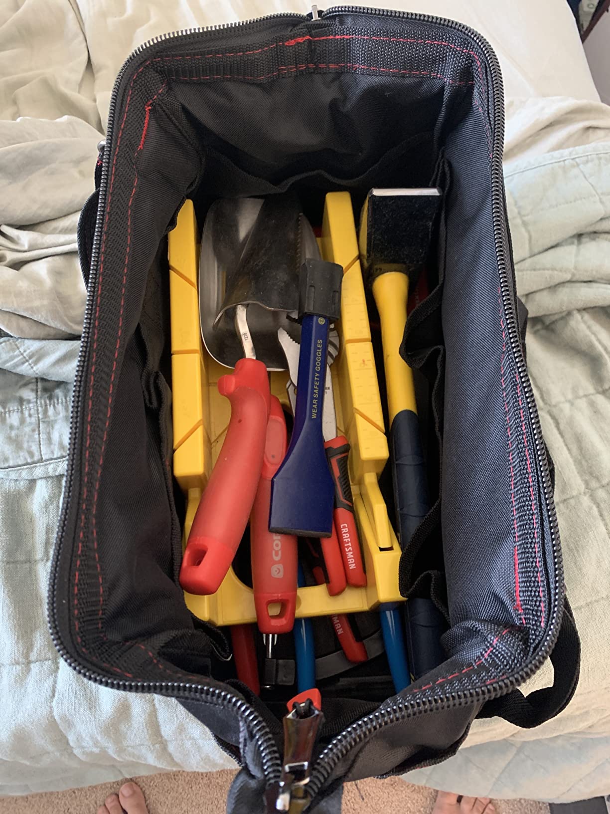 WORKPRO 16-inch Close Top Wide Mouth Tool Storage Bag with Water Proof Rubber Base customer photo 1