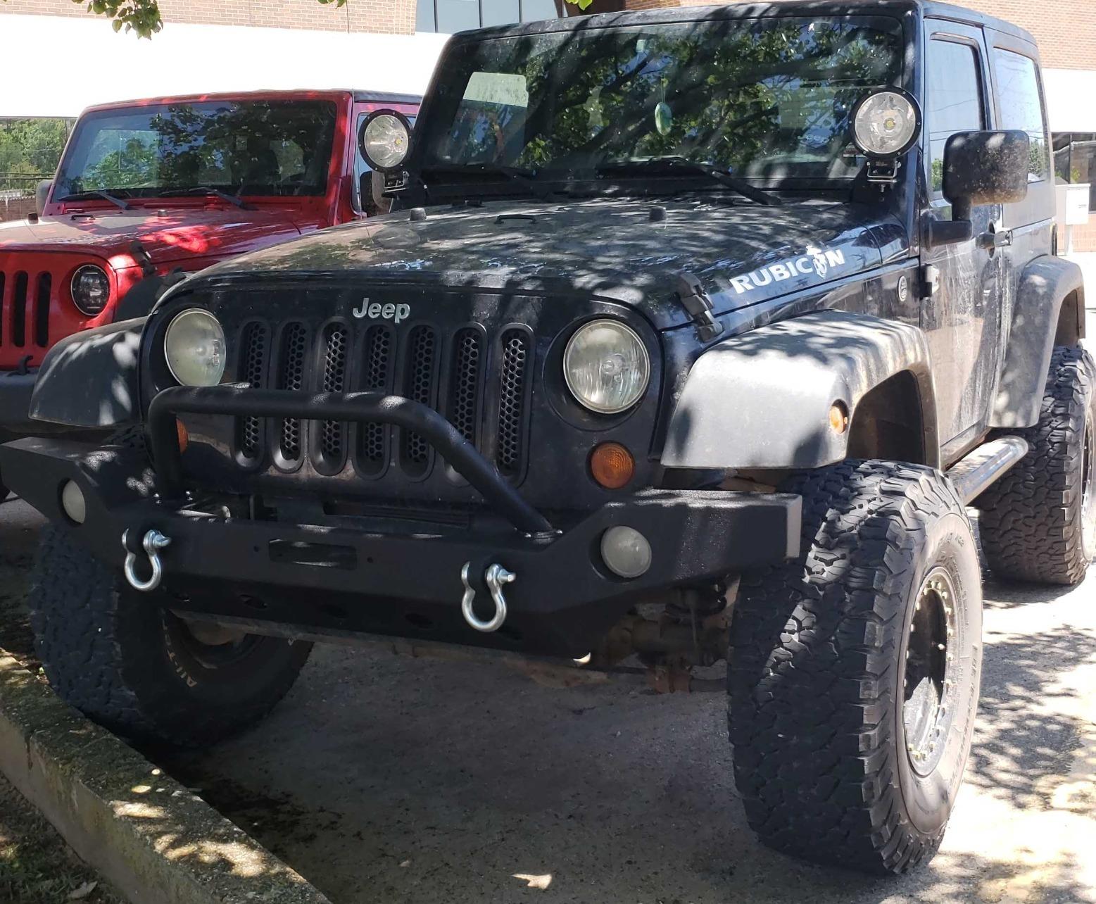 BFGoodrich All Terrain T/A KO2 Radial Car Tire for Light Trucks, SUVs, and Crossovers, 31x10.50R15/C 109S customer photo 1