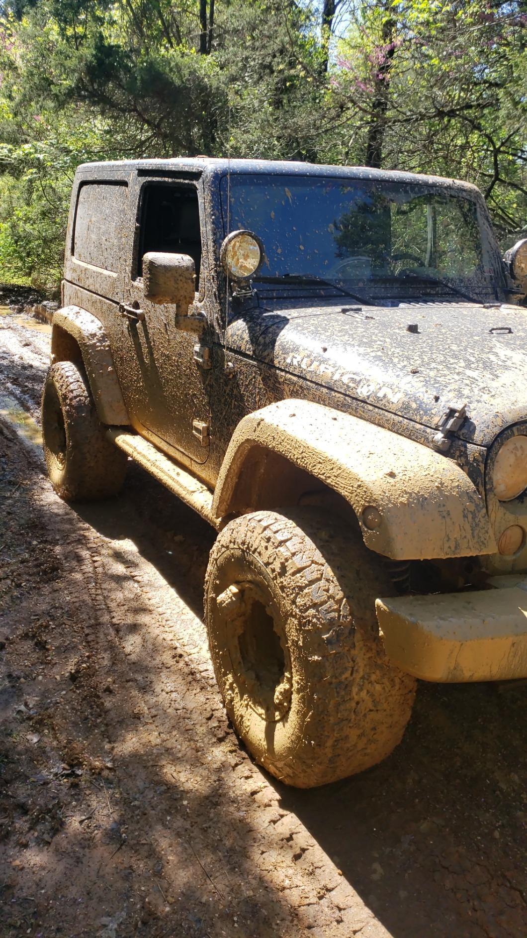 BFGoodrich All Terrain T/A KO2 Radial Car Tire for Light Trucks, SUVs, and Crossovers, 31x10.50R15/C 109S customer photo 2