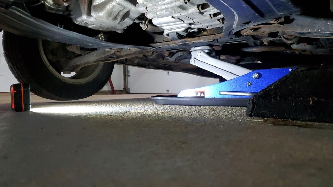 Torin 2.5 Ton Low Profile Aluminum/Steel Racing Floor Jack with Dual Piston Quick Lift Pump customer photo 2