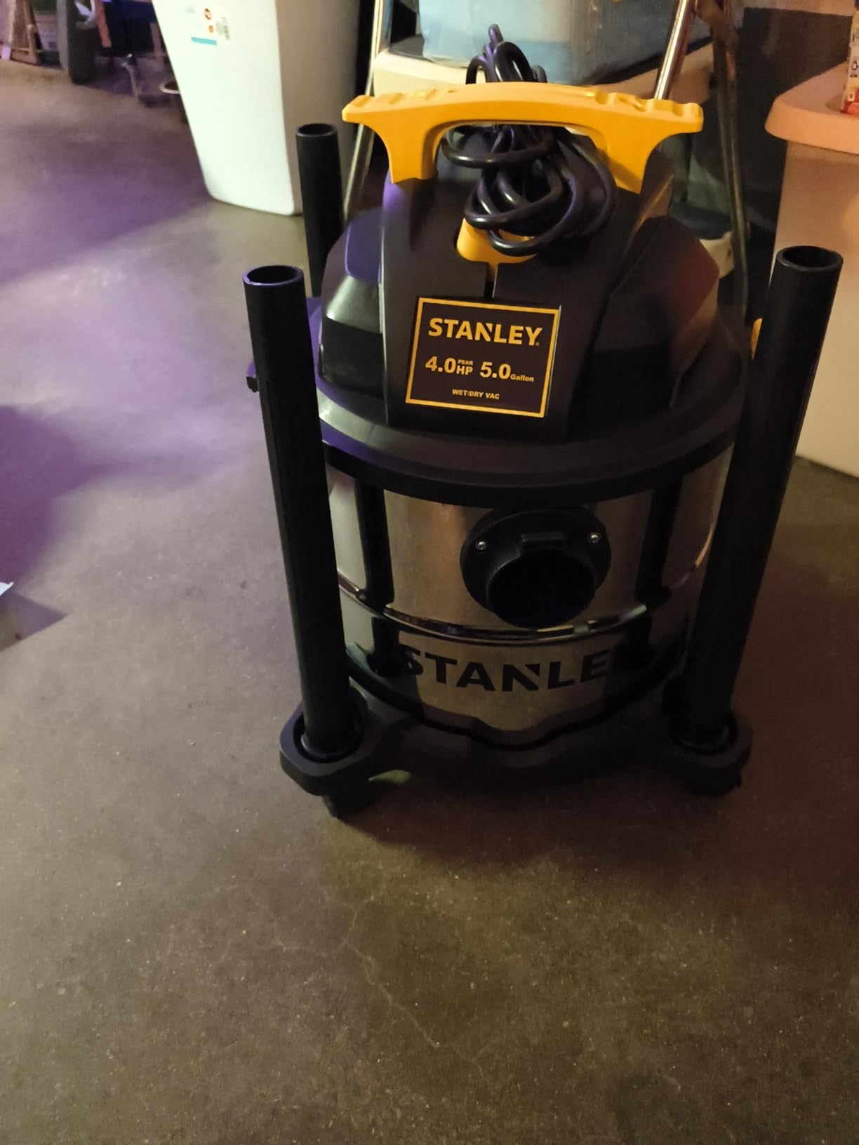 Stanley Wet/Dry Vacuum SL18115, Stainless Steel Tank, 5 Gallon 4HP Shop Vacuum customer photo 1