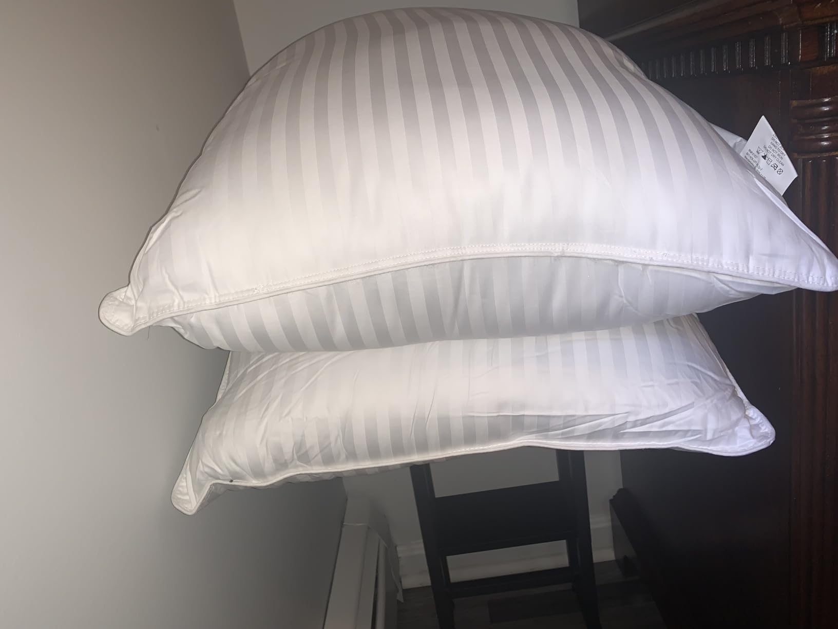 Beckham Hotel Collection Bed Pillows King Size Set of 2 - Down Alternative Pillow for Back, Stomach or Side Sleepers customer photo 2
