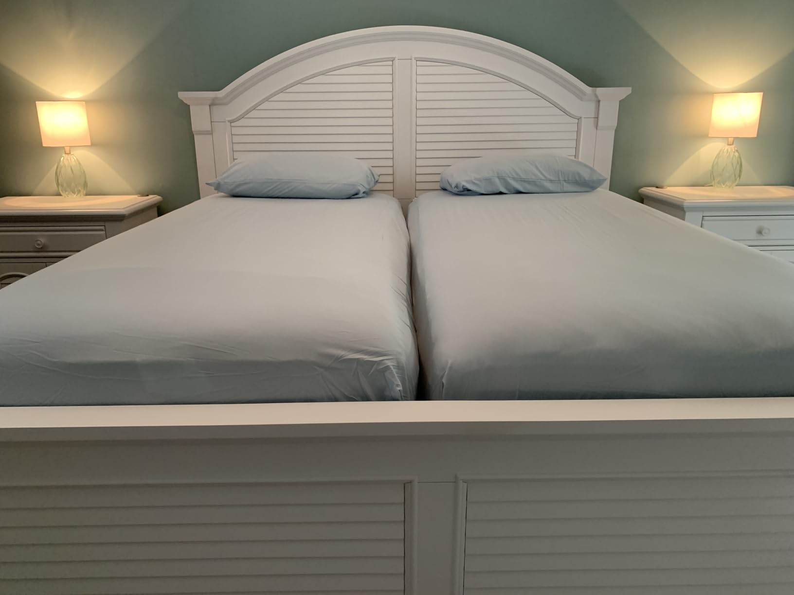 Queen Size 4 Piece Sheet Set - Comfy Breathable & Cooling Sheets - Hotel Luxury Bed Sheets - Deep Pockets, Easy-Fit, Soft and Wrinkle Free Sheets - Dark Grey Oeko-Tex Bed Sheet Set customer photo 1