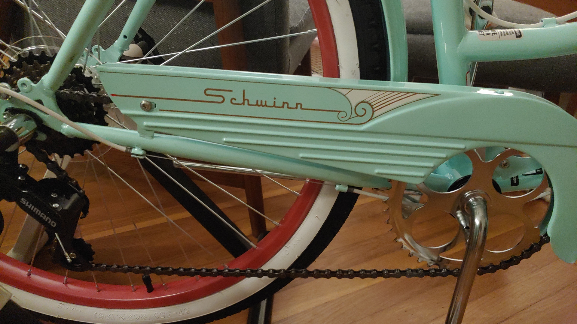Schwinn Perla Cruiser Bike, 26 Inch Bike for Women and Men, 7-Speed Beach Cruiser Bicycle, Linear Pull Brakes, Comfortable Quilted Seat, Upright Riding Position customer photo 1