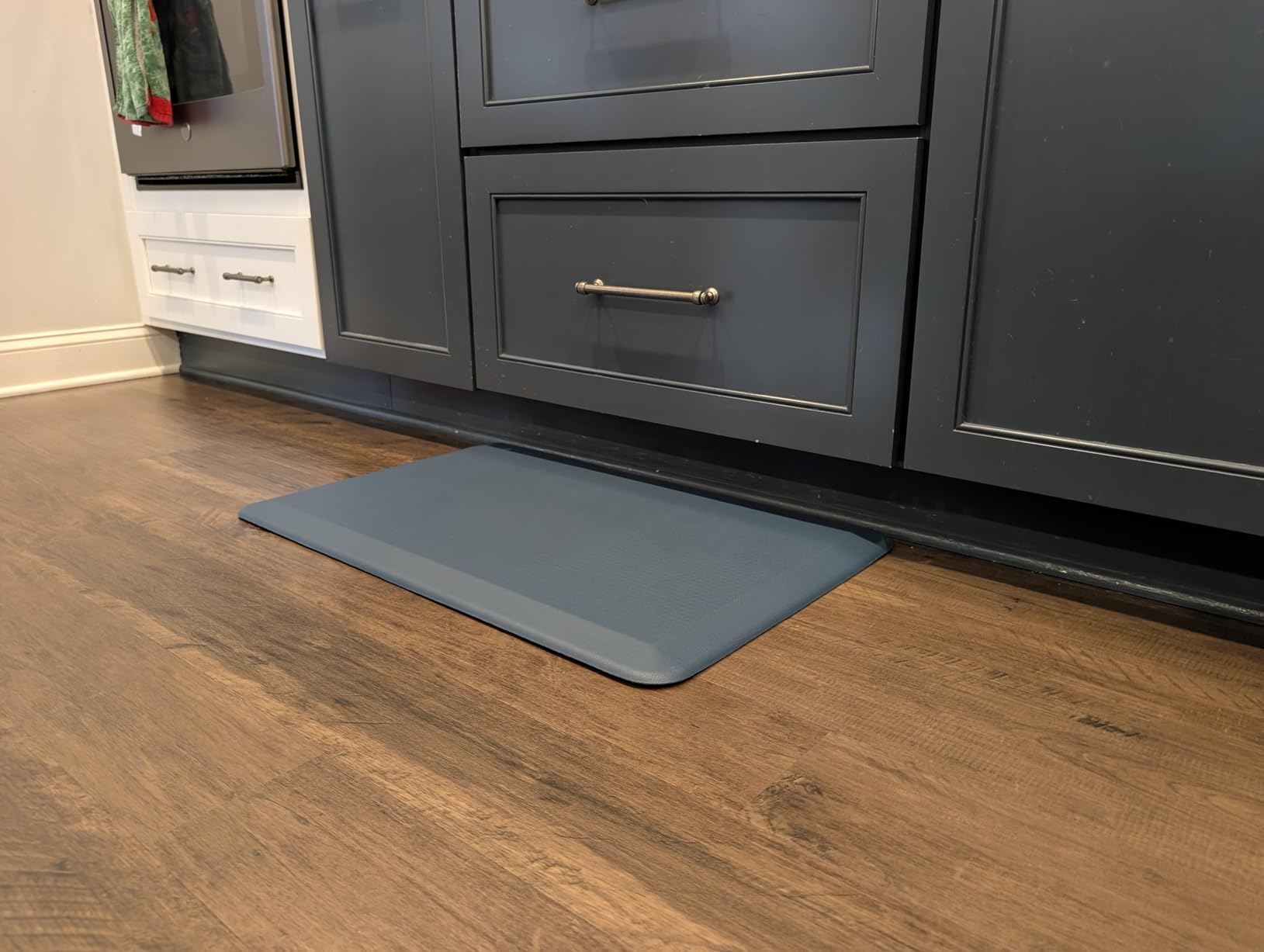 GORILLA GRIP Comfortable Cushioned Kitchen Mats for Floor, Waterproof and Stain Resistant Soft Top, 3/4 Inch Thick Ergonomic Standing Desk Anti Fatigue Mat, Foam Supports Ankles and Feet, 17x24, Black customer photo 2