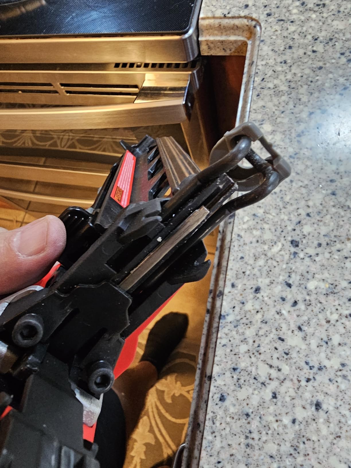 DEWALT 20V MAX* XR Finish Nailer, Straight, 16GA (DCN662B) customer photo 2