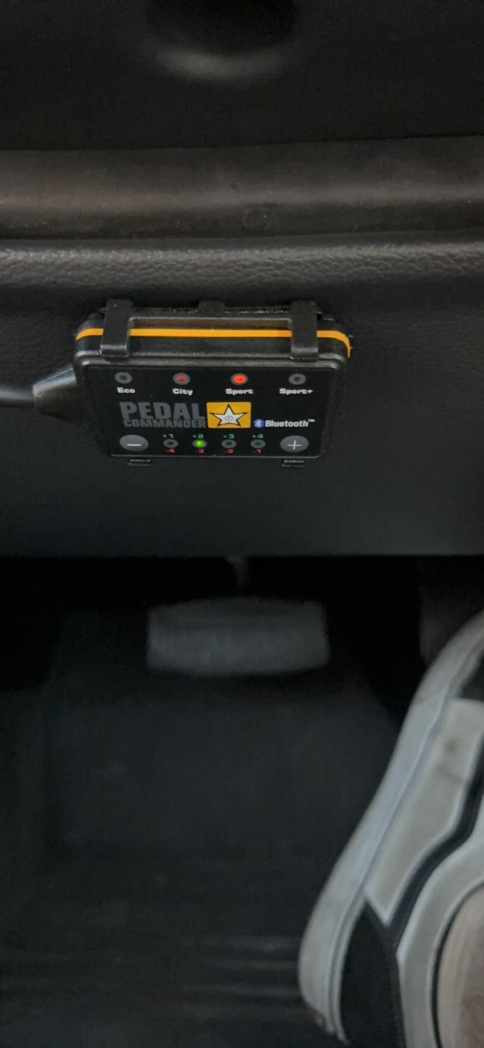 PEDAL COMMANDER Throttle Response Controller Compatible with Ford F-250 2011-2026, Plug-and-Play, 36 Driving Settings, App Control, Throttle Controller Performance Upgrade, F250 Truck Accessories customer photo 2