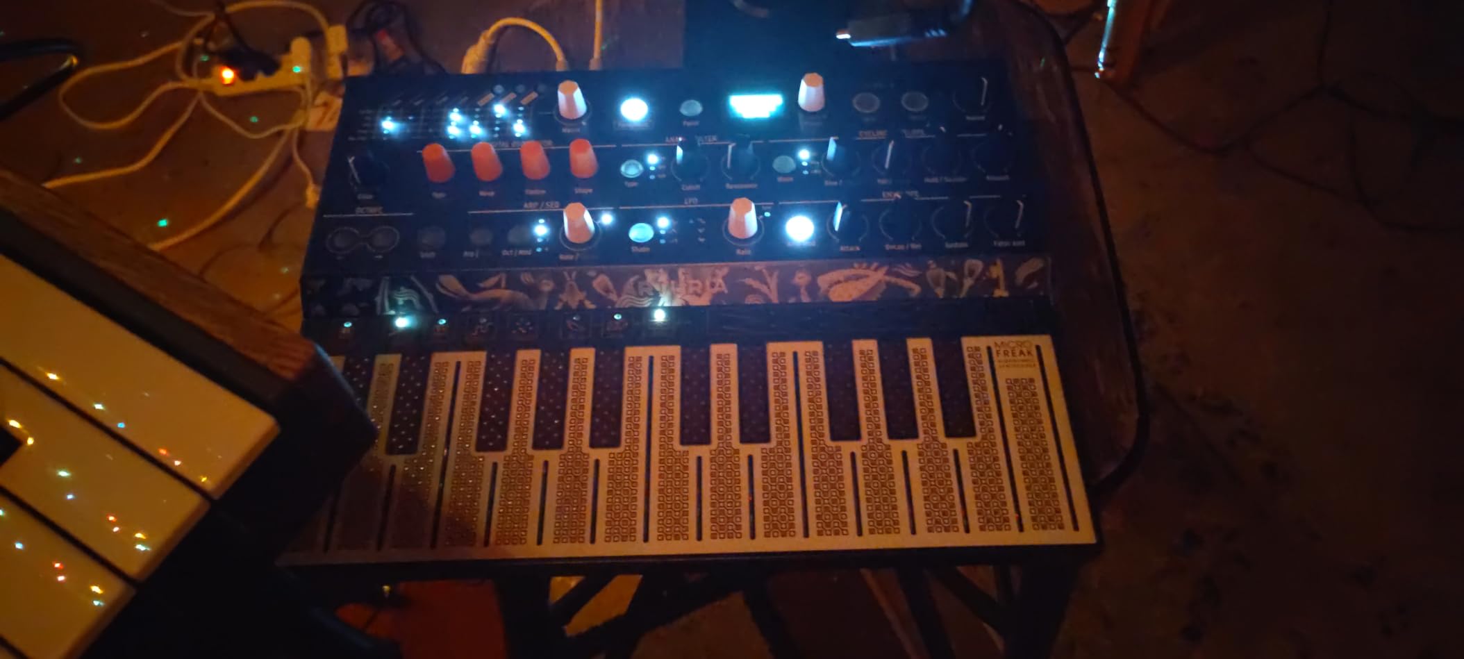 Arturia - MicroFreak Synthesizer Keyboard - 25-Key Hybrid Synth with PCB Keyboard, Wavetable & Digital Oscillators, Analog Filters customer photo 1