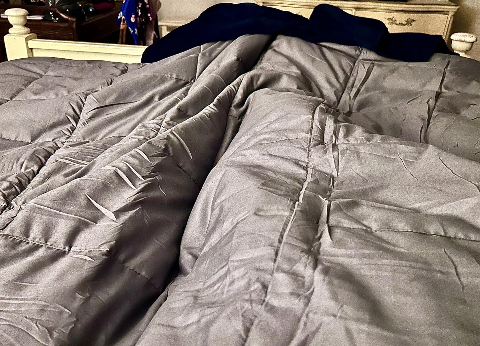 Homelike Moment Comforters Queen Size - Grey Duvet Insert Down Alternative Bed Queen Comforter, Lightweight Bedding Comforters Full Size Quilted Soft All Season Reversible Dark Gray/Light Grey customer photo 1