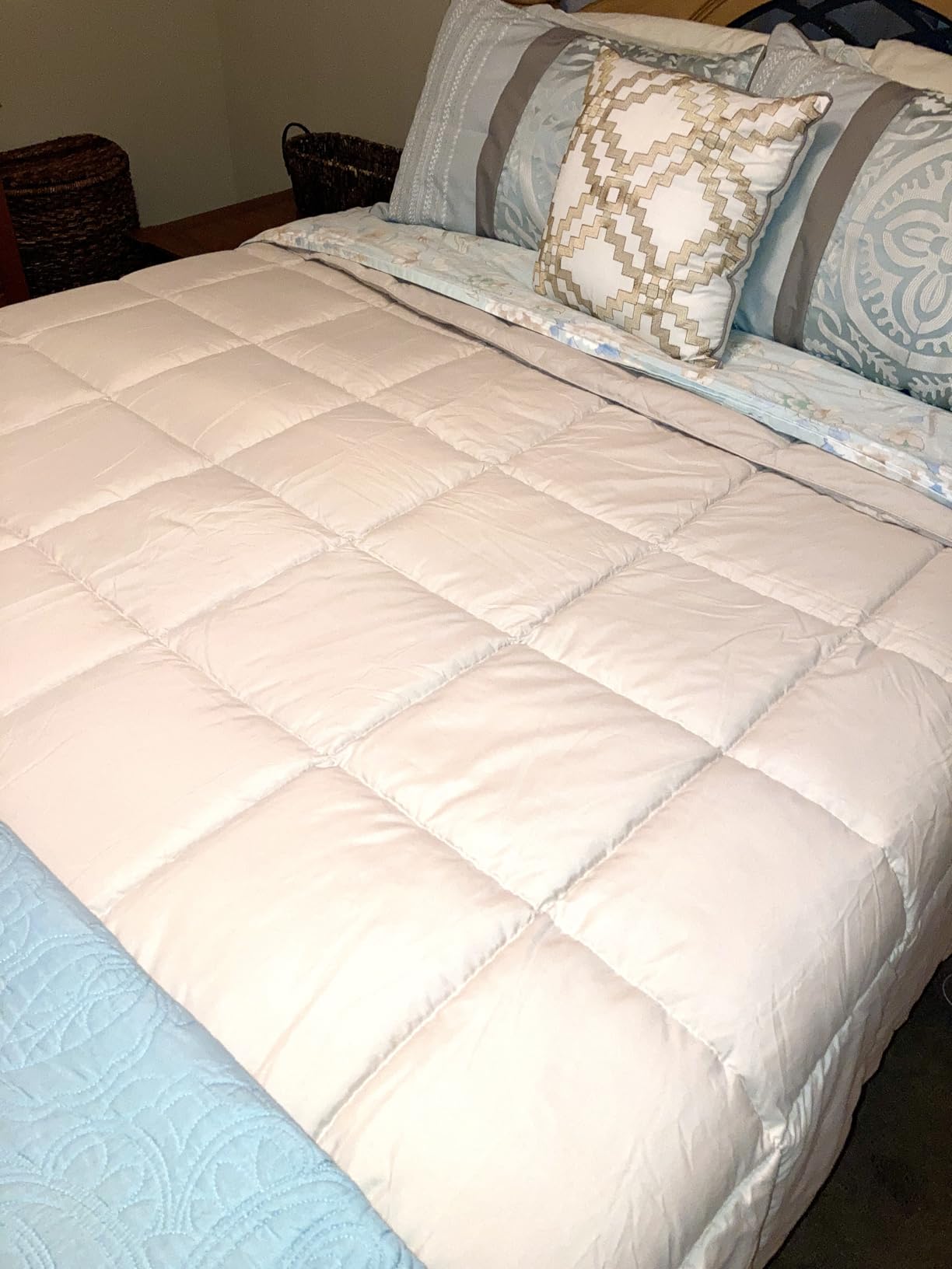 Homelike Moment Comforters Queen Size - Grey Duvet Insert Down Alternative Bed Queen Comforter, Lightweight Bedding Comforters Full Size Quilted Soft All Season Reversible Dark Gray/Light Grey customer photo 2