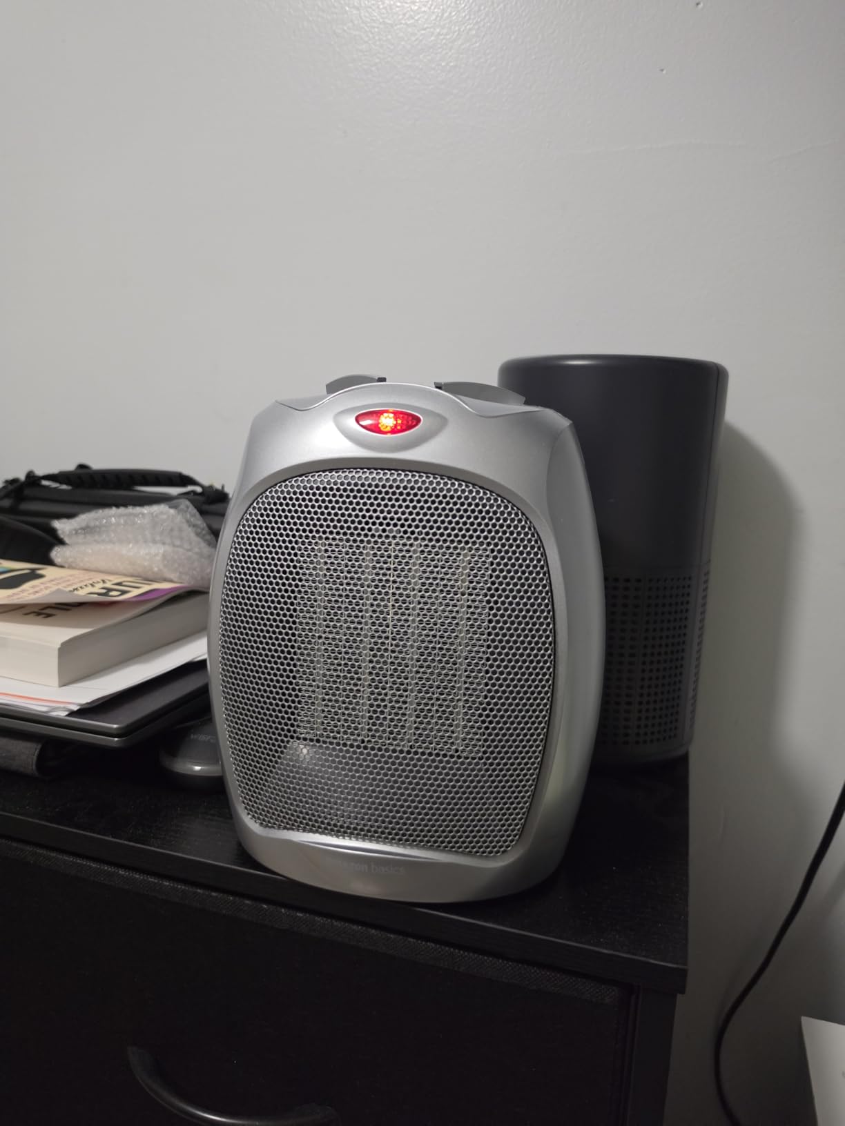 Amazon Basics Ceramic Space Heater, Portable Indoor Heating Solution, With Overheat and Tip-Over Protection, Thermostat, Non-Oscillating, 1500W, Fast Heating, Silver customer photo 2