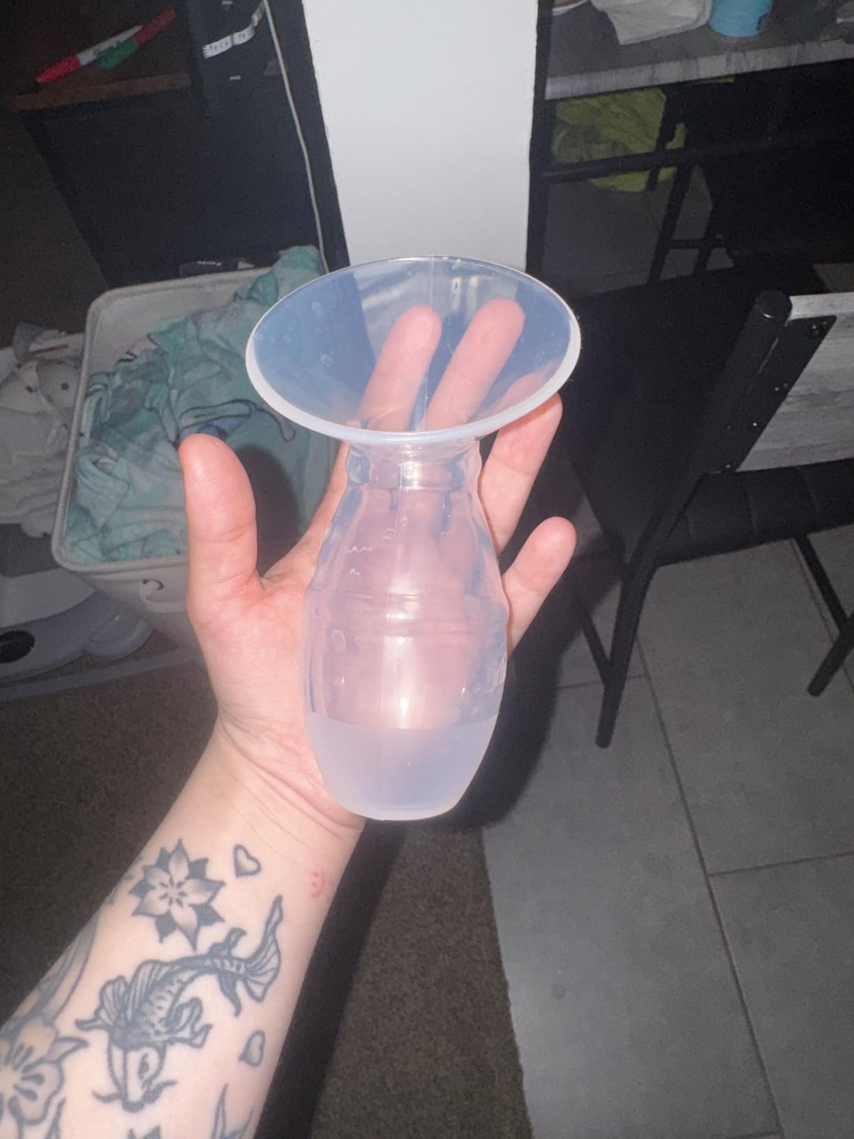Dr. Brown's 100% Silicone One-Piece Breast Pump, Hands-Free Breast Milk Collector with Anti-Colic Options+ Baby Bottle, 4 oz with Slow Flow Nipple customer photo 1